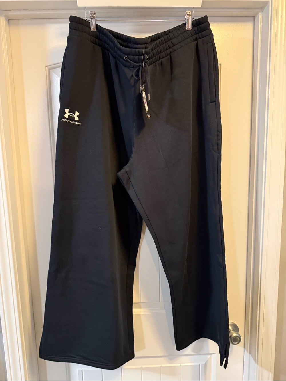 Under Armour Black Women’s Wide Leg Sweatpants